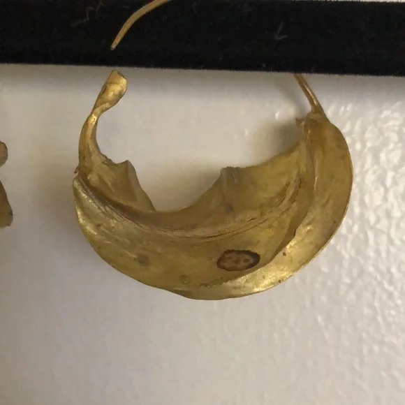 Tribal Hoop Twist Earrings - Picture 7 of 7